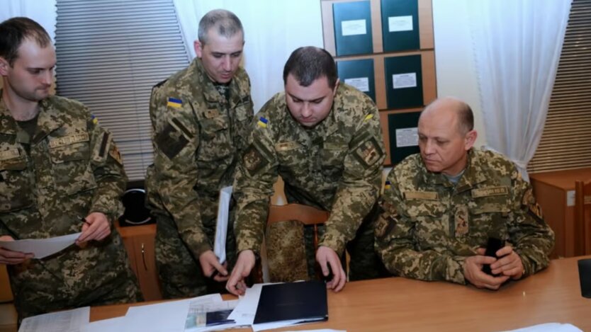 Бронирование работников через ТЦК / Фото: УНИАН