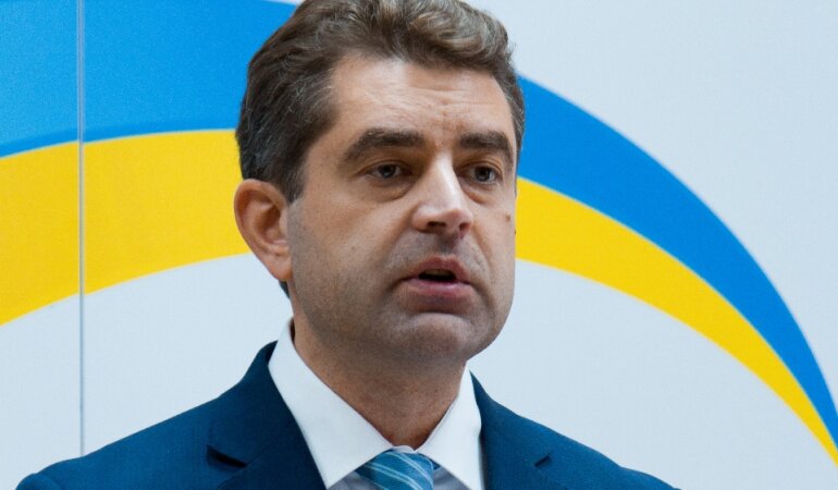 Евгений Перебийнис
