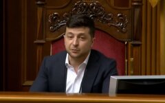 Президент Украины Владимир Зеленский, Зеленский снял санкции