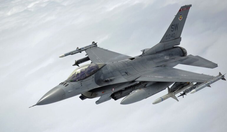 Истребители F-16 / Фото: wikipedia.org