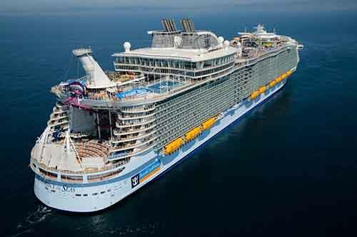 worlds-largest-passenger-ship-harmony-of-the-seas-royal-caribbean-24