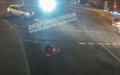 В Днепре женщину несколько раз переехал грузовик: видео