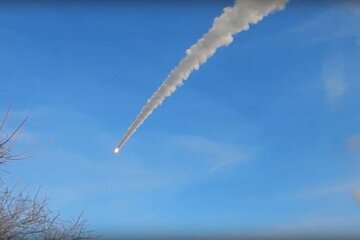 Крилата ракета "Буревісник"