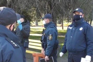Полиция в Украине  на пасху