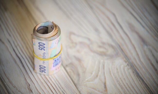 Виплати ВПО / Фото: depositphotos