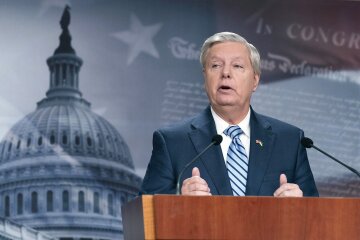 Ліндсі Грем