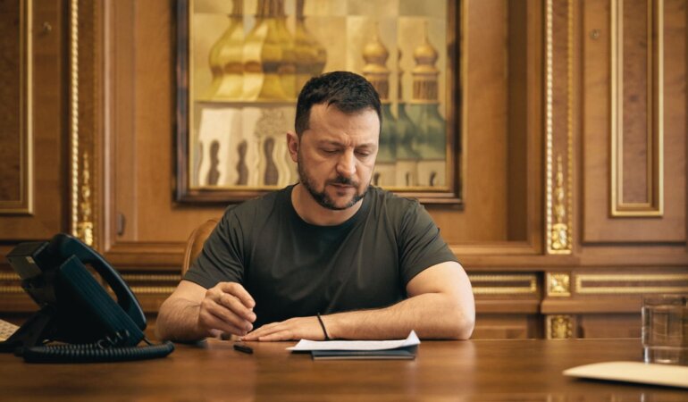 Володимир Зеленський в Офісі президента