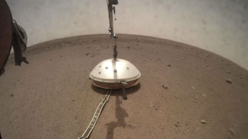 NASA опубликовало «звуки» сейсмической активности Марса
