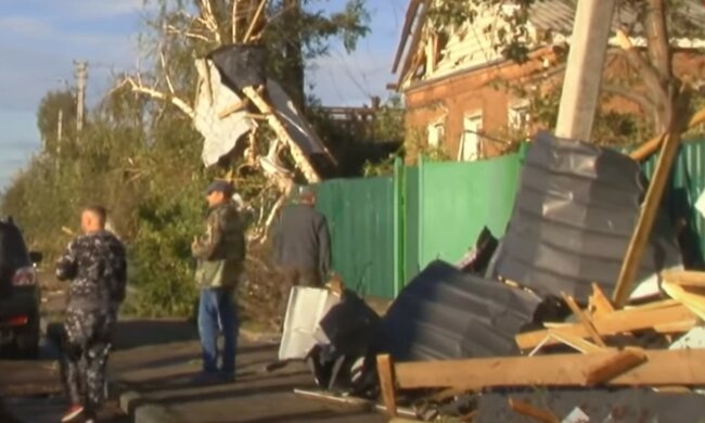 Над Кропивницким пронесся разрушительный ураган: фото, видео