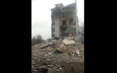 Разрушенный бом в Бородянке, Харьков, вторжение россии в Украину, обстрелы жилых домов