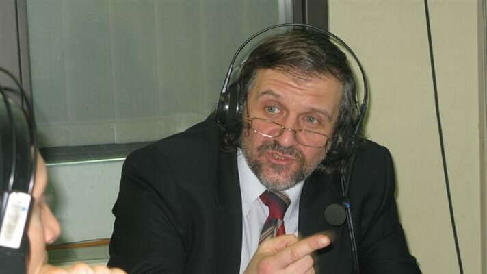 Украинская Конституция делает Кабмин безнаказанным, — политолог