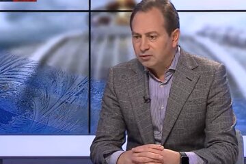 Лидер партии Громадський рух «Рідна країна» Николай Томенко, заробитчани