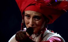 Алина Паш, певица