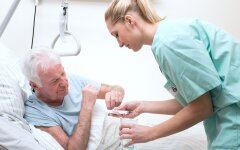 Помощь маломобильным людям