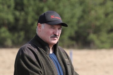Президент Беларуси Александр Лукашенко, субботник Лукашенко, Лукашенко о коронавирусе