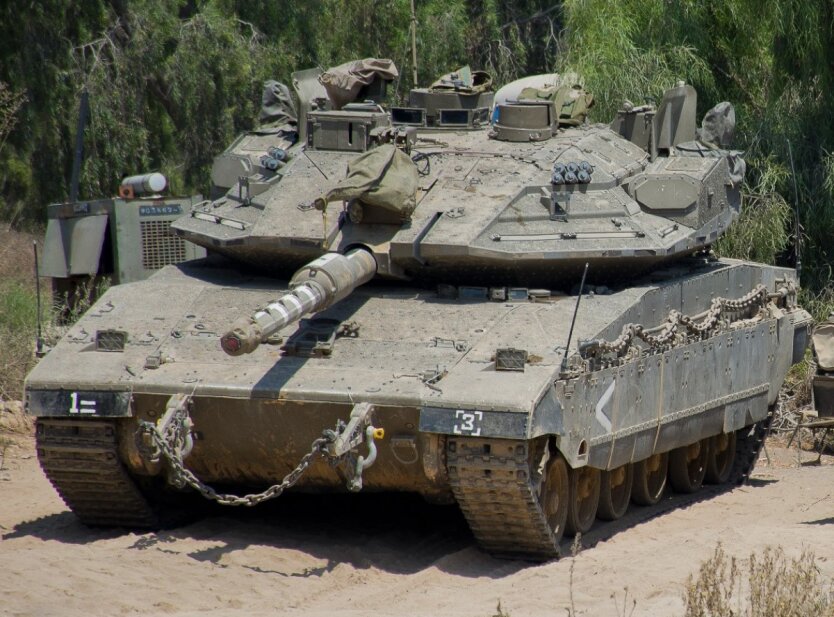 Один из польских военных экспертов сообщил, что танки предназначены для Польши и Украины