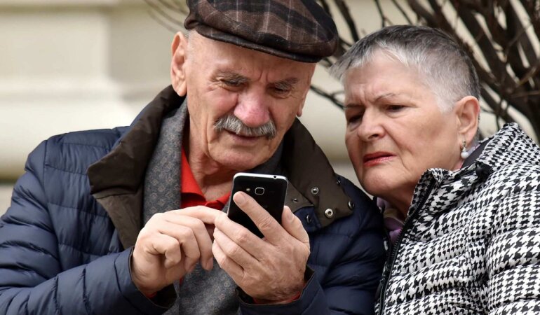 Пенсионеры в Украине