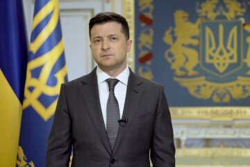 Владимир Зеленский, отвод российских войск от границ Украины, война на Донбассе