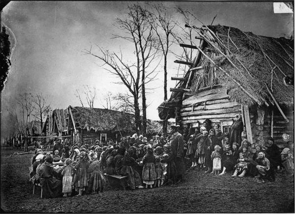 Народная столовая в деревне Пралевке Лукояновского уезда 1891-1892 гг. Фото - Максим Дмитриев