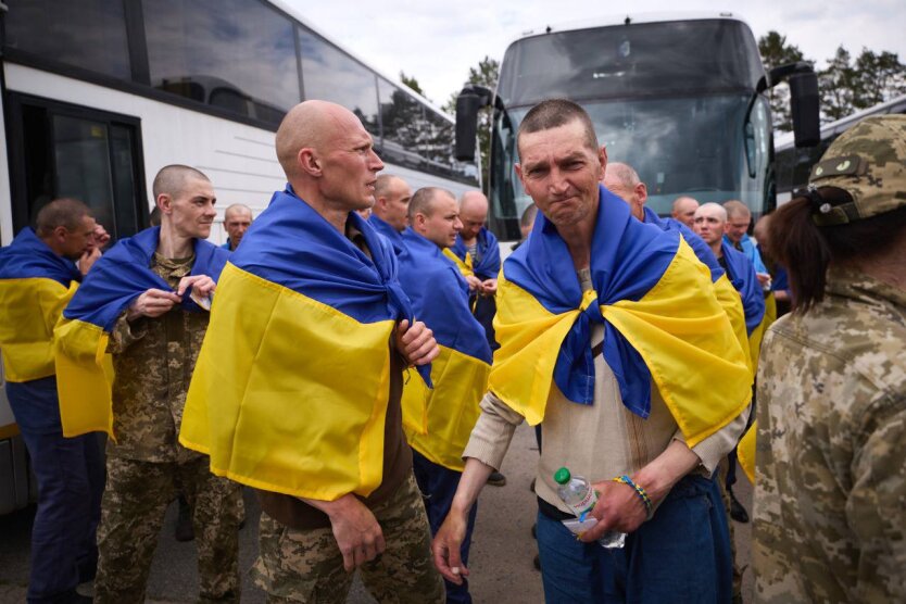 Обмін полоненими / Фото: Телеграм Володимира Зеленського