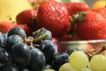 Цены на клубнику и виноград