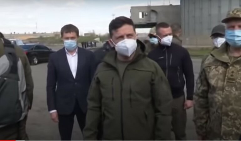 Владимир Зеленский,падение рейтинга Зеленского,Арсен Аваков,Дмитрий Разумков,Андрей Ермак