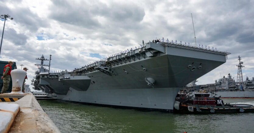 Новий авіаносець США Ford