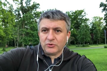 Юрий Романенко, Запуск Crew Dragon, Илон Маск