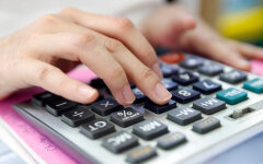 Бухгалтер, начисление зарплаты