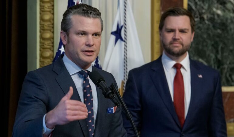 Пит Хегсет и Джей Ди Вэнс