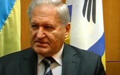 Виктор Тихонов