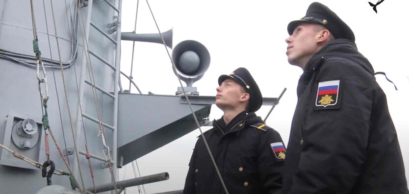 Российский корабль в Черном море уничтожил свой военный самолет, вторжение РФ в Украину, агрессия РФ
