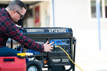 Ціни на генератори / Фото: duromaxpower.com