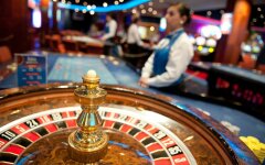 Кабмин просит Раду ускорить рассмотрение закона об игорном бизнесе