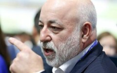 Виктор Вексельберг