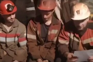 Бастующие шахтеры обратились за помощью к евродепутатам: видео