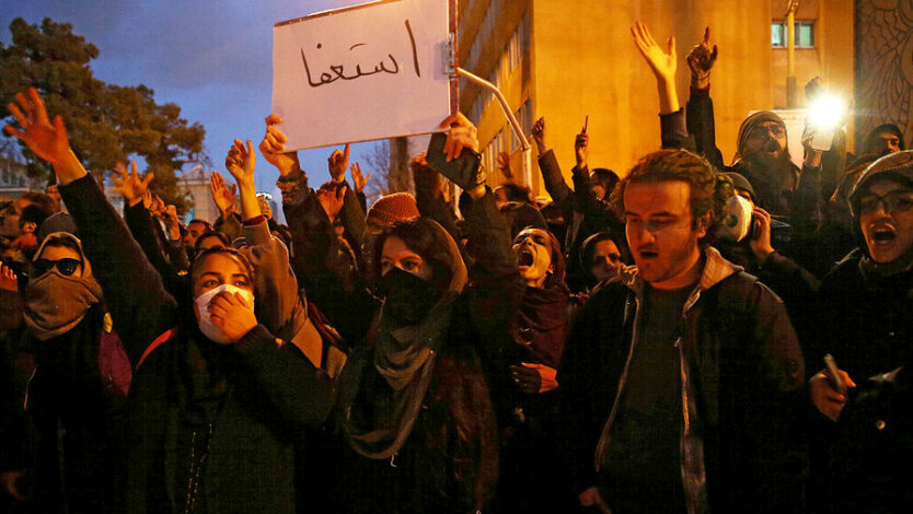 протест в Тегеране