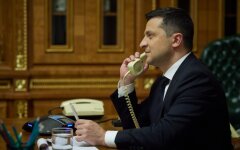 Владимир Зеленский в ОП, телефонный разговор
