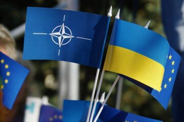Вступ України до НАТО