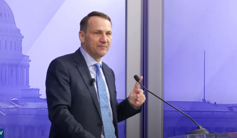 Радослав Сікорський