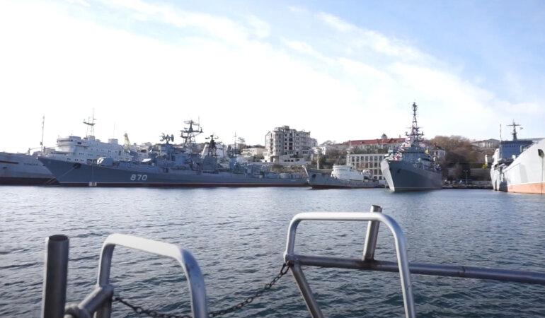 Российские корабли в Крыму