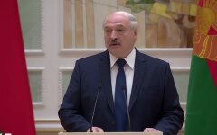 Лукашенко пригрозил протестующим жесткой расправой