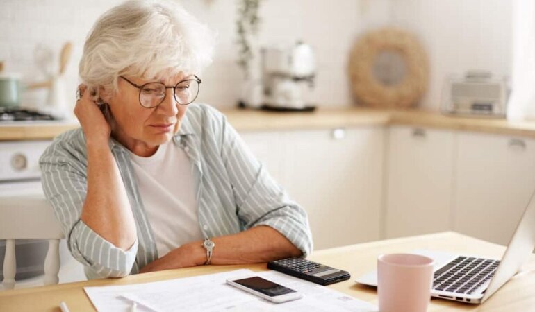 Пенсионные выплаты и страховой стаж