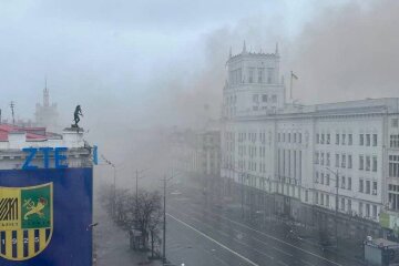 Оккупанты попали крылатой ракетой в здание Харьковского горсовета