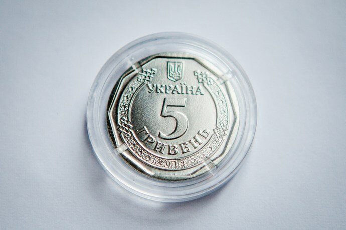 монета 5 грн