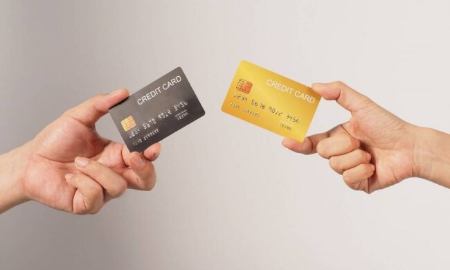 Переказ грошей на картку