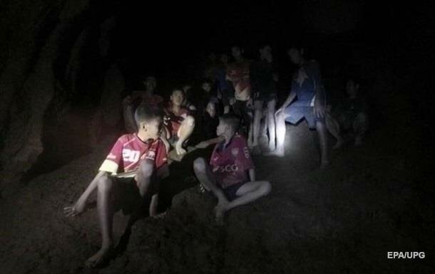 В пещерах нашли детей. Но на спасение уйдут месяцы
