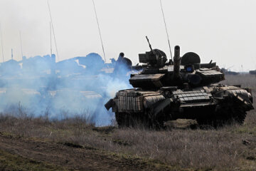 Украинские танки Т-64 Оплот