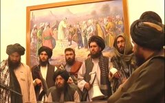 Талибы в президентском дворце в Кабуле