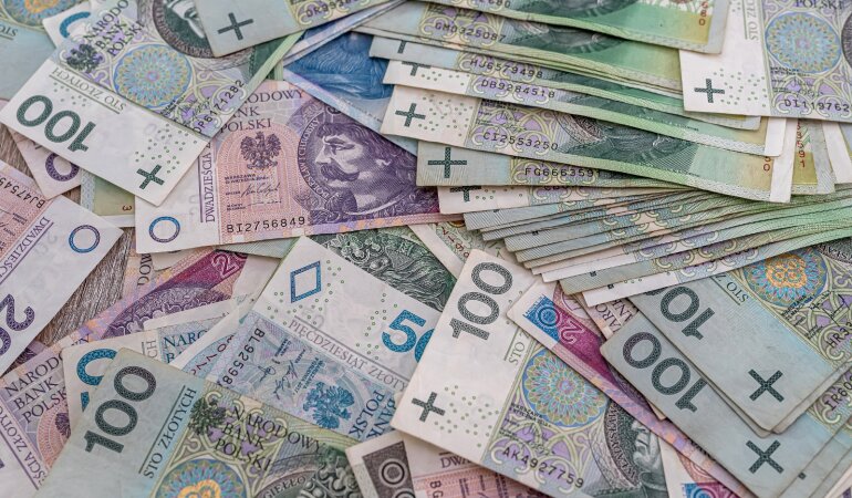 Виплати у Польщі